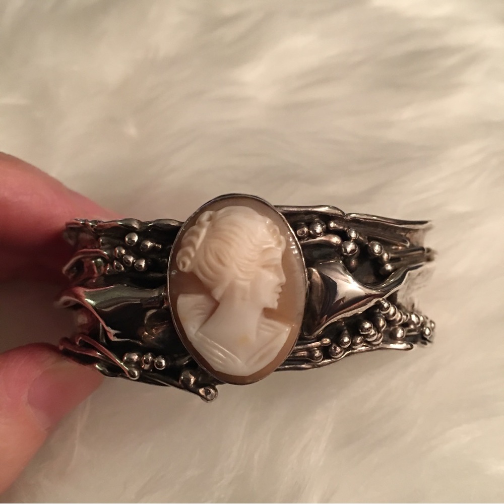 Rare Find!! Sterling Silver Cameo Cuff Bracelet